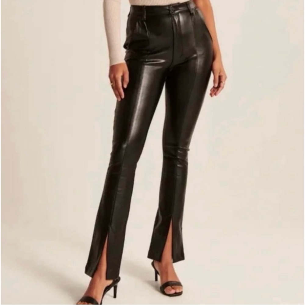 Abercrombie & Fitch The Skinny Ultra High Rise Pant Vegan Leather w/split 27/4